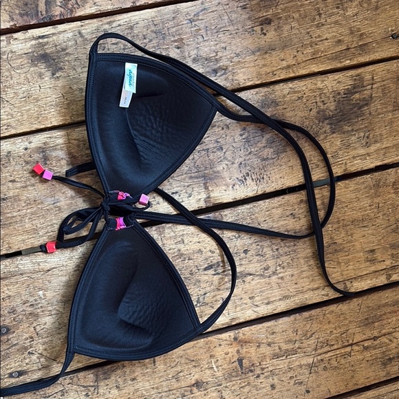 La Vie En Rose Pink and Purple Striped Bikini Top - Picture 4 of 4